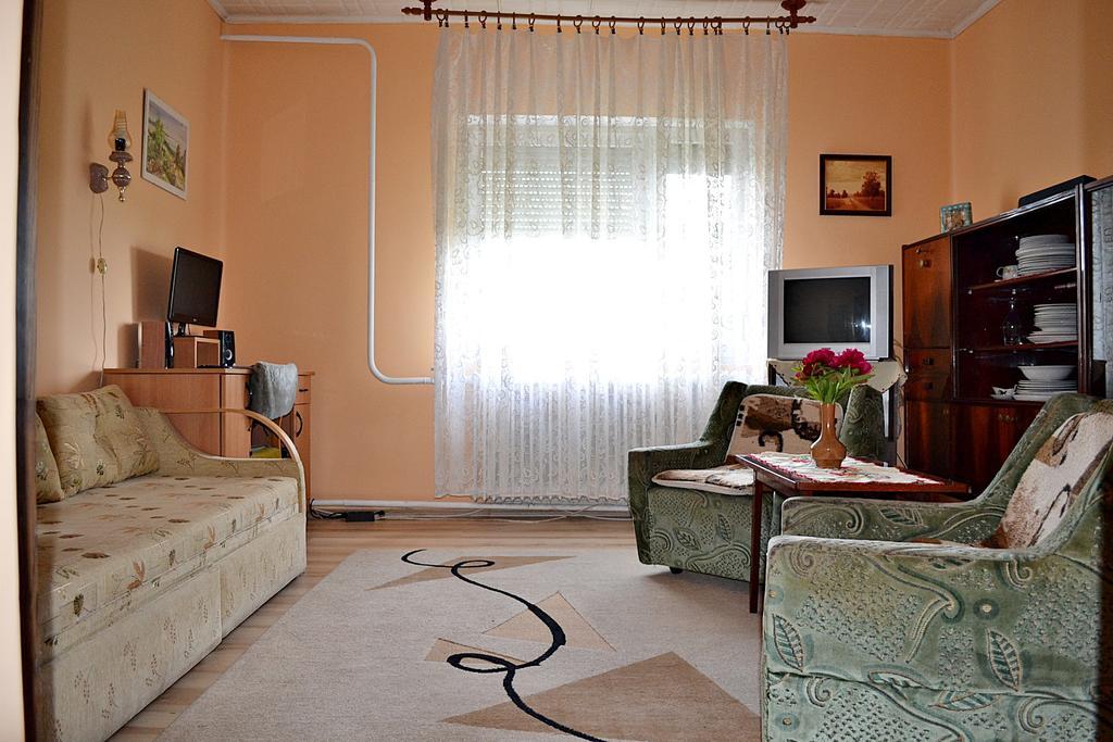 Ferenc Wellnes Apartment Csajág Exterior foto